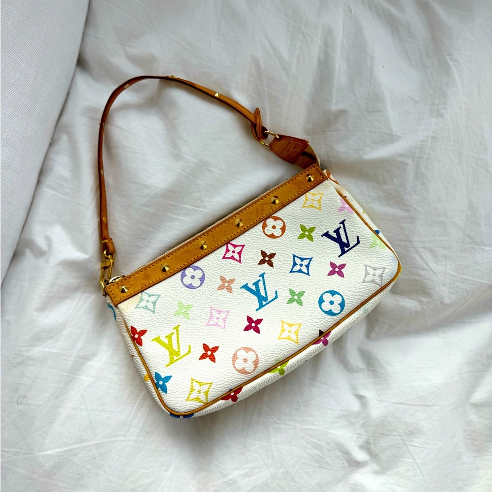 SOLD Louis Vuitton LV white monogram murakami pochette
